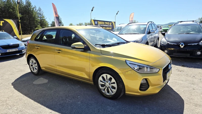 Hyundai I30 1.4-100кс* ЗаводскаГаз* ГОТОВА ЗА ТАКСИ, снимка 7 - Автомобили и джипове - 51646448
