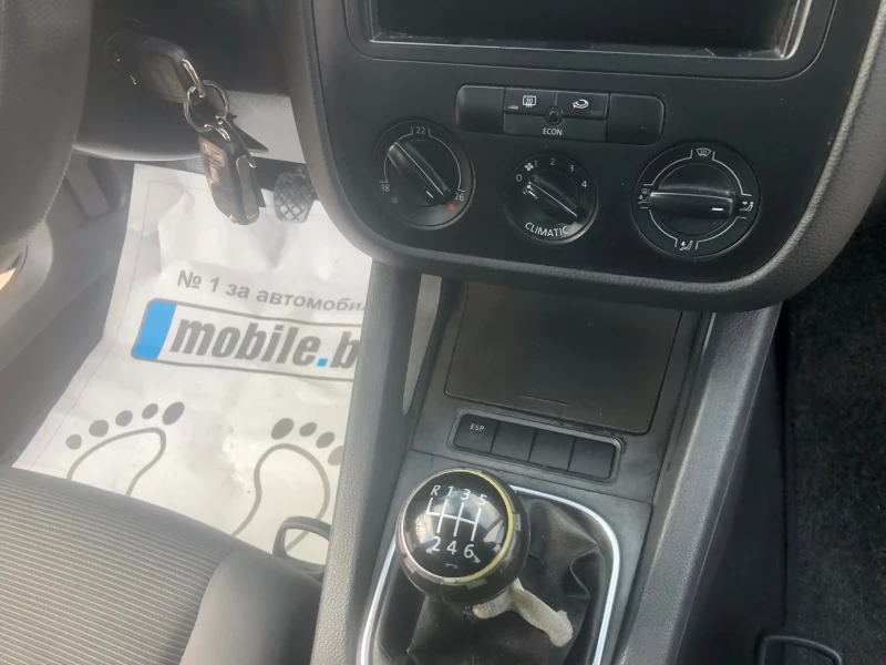 VW Golf, снимка 14 - Автомобили и джипове - 52200526