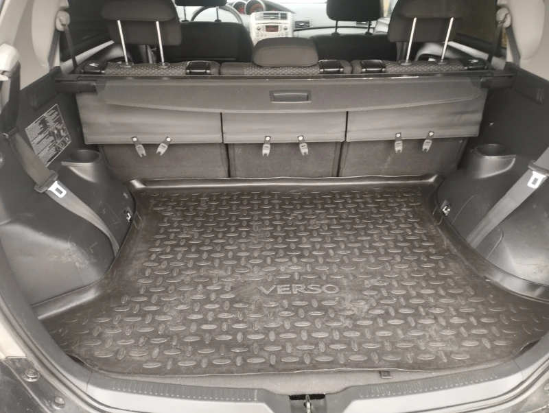Toyota Verso, снимка 6 - Автомобили и джипове - 52660316