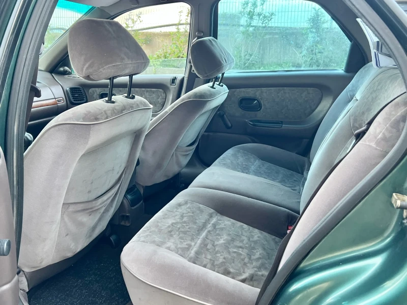 Renault Laguna 1.8-ГАЗ/БЕНЗИН, снимка 13 - Автомобили и джипове - 52777171