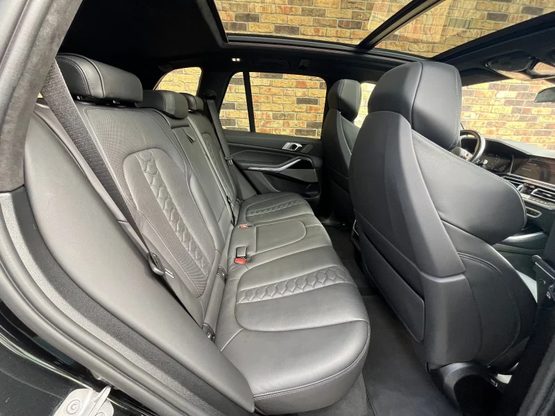 BMW X5M COMPETITION/625HP/PANO/HUD/360/H&K/MEMO/678g, снимка 14 - Автомобили и джипове - 52847209