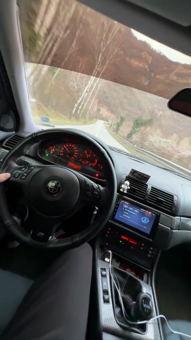 BMW 320, снимка 7 - Автомобили и джипове - 52859632