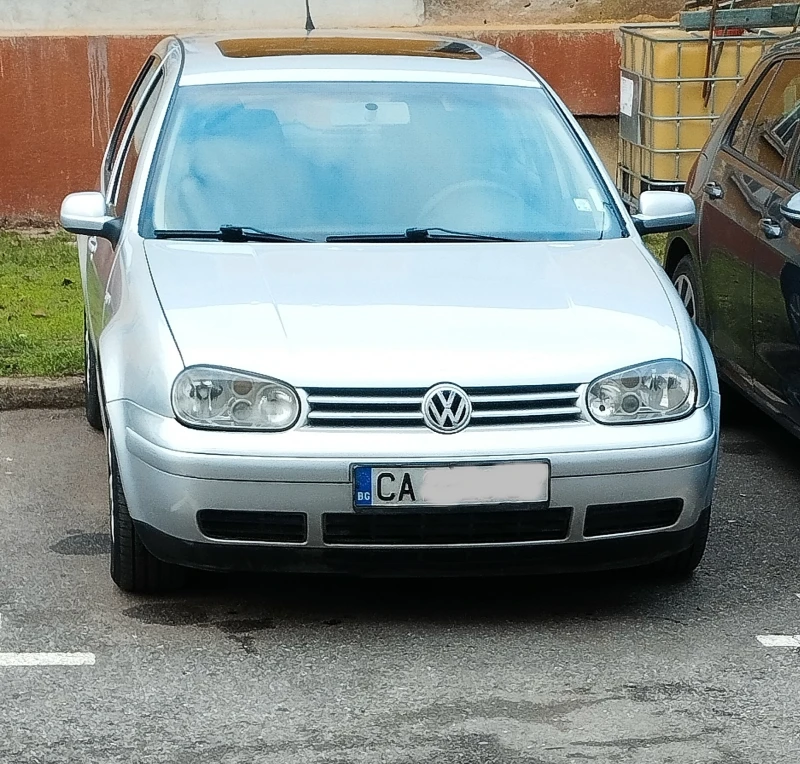 VW Golf Golf 4 1, 6 16V, снимка 2 - Автомобили и джипове - 52887769
