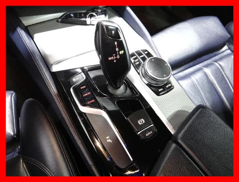 BMW 530 xDrive* CARFAX* АВТОЛИЗИНГ, снимка 11 - Автомобили и джипове - 53361257