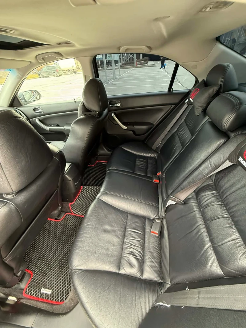 Honda Accord 7 2.4 IVTEC, снимка 15 - Автомобили и джипове - 53567380