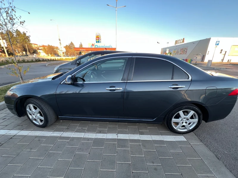 Honda Accord 7 2.4 IVTEC, снимка 2 - Автомобили и джипове - 53401277