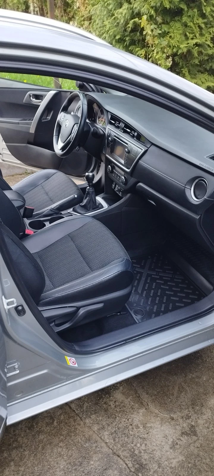 Toyota Auris 2.0 D-4D 124к.с. НАВИ/КАМЕРА/ПАНОРАМА - изображение 6