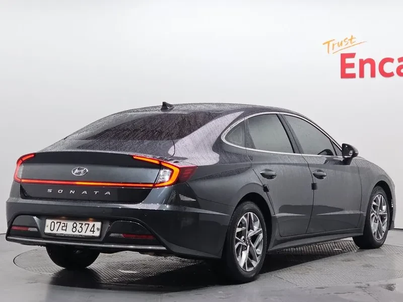 Hyundai Sonata 2.0 PREMIUM FAMILY, снимка 2 - Автомобили и джипове - 55221294