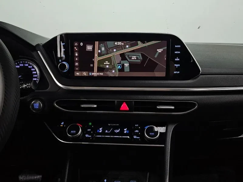Hyundai Sonata 2.0 PREMIUM FAMILY, снимка 13 - Автомобили и джипове - 55221294