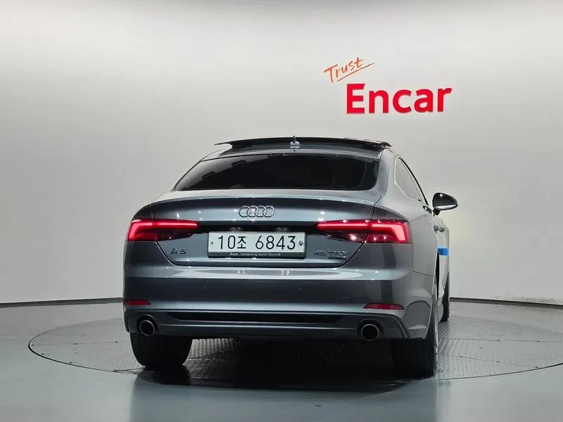Audi A5 2.0 TFSI Quattro - САМО 30% АВАНС, снимка 4 - Автомобили и джипове - 56270761
