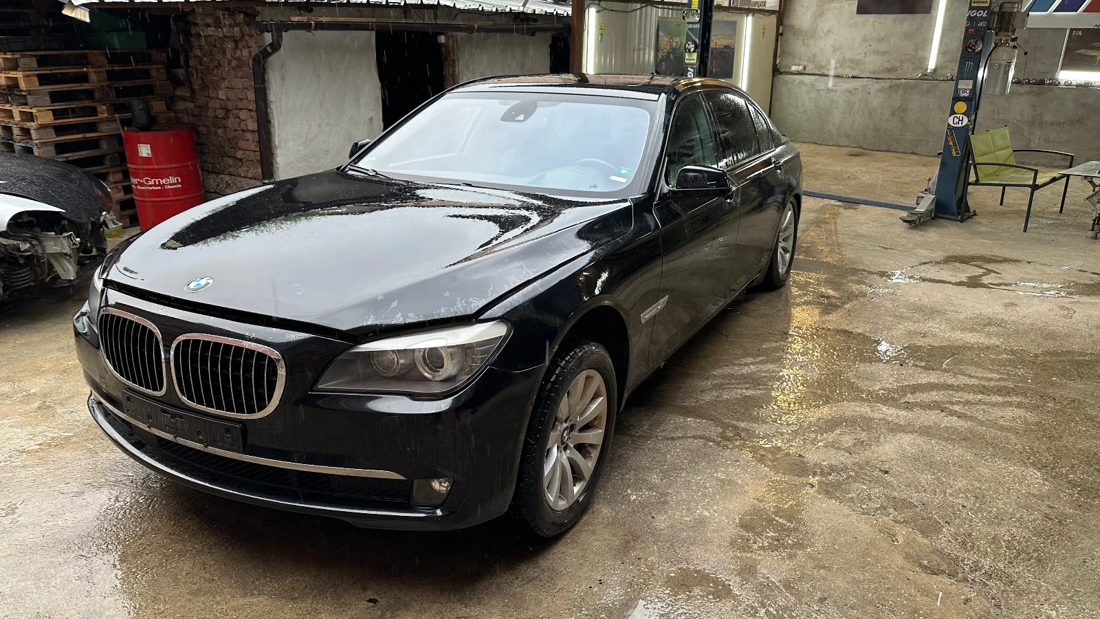 BMW 750 IL на части - [1] 