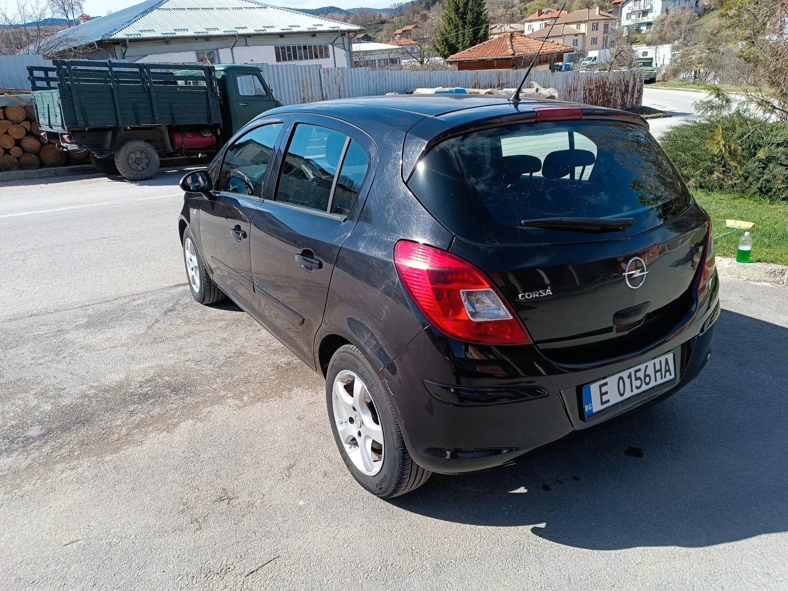 Opel Corsa  - изображение 8