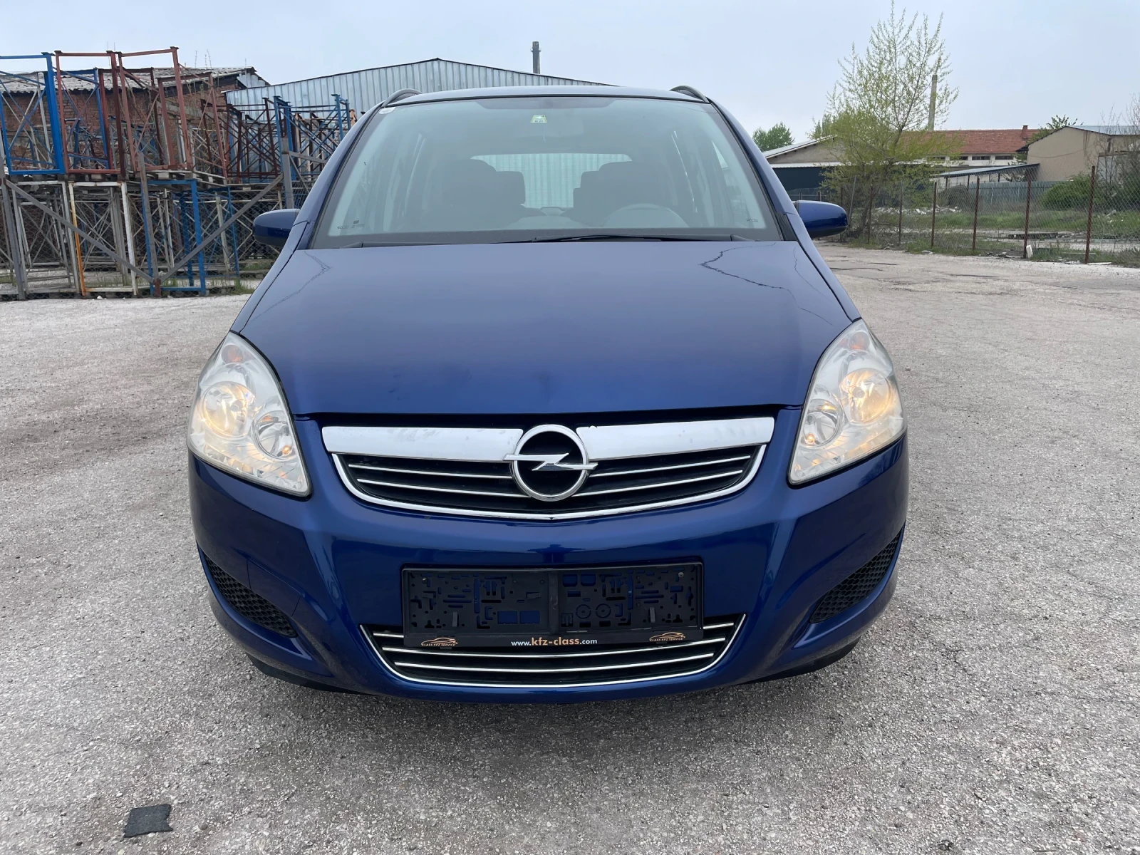 Opel Zafira  - изображение 3
