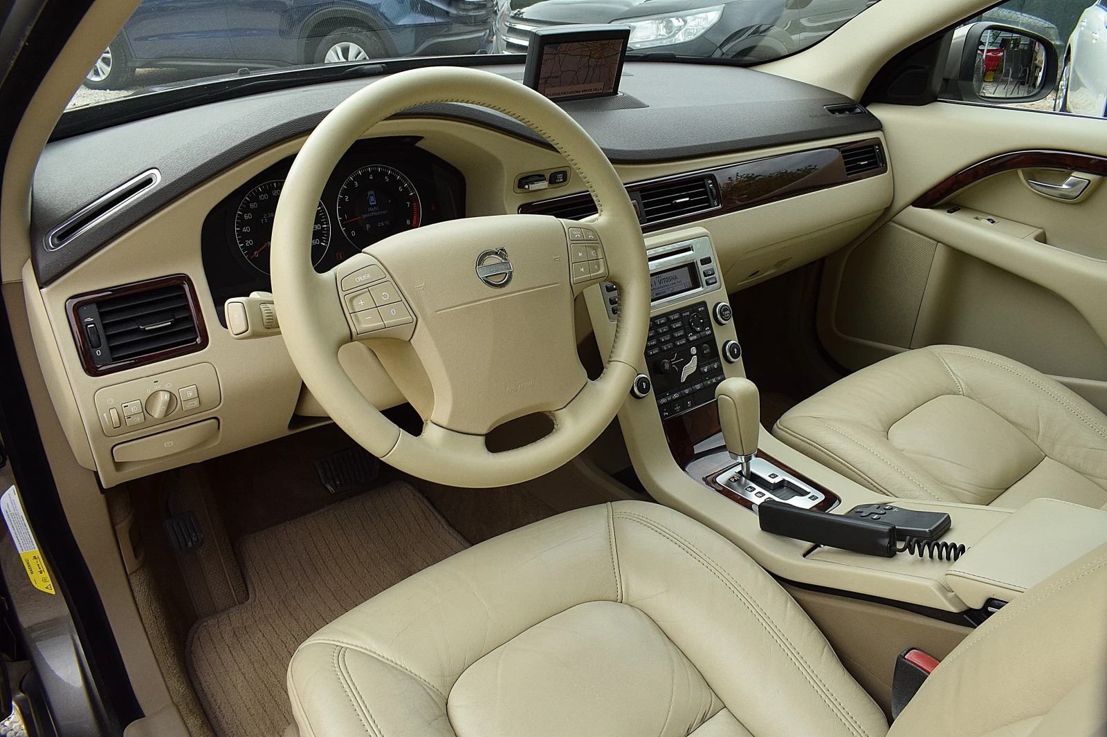 Volvo S80 2.5Т/Швейцария/Кожа/Нави/Шибедах/Ксенон - изображение 9