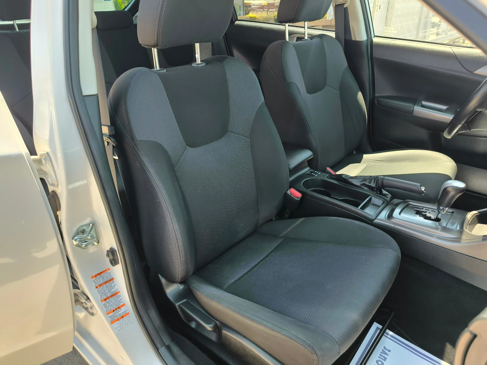 Subaru Impreza 2.0I AUTOMATIC SWISS - изображение 10