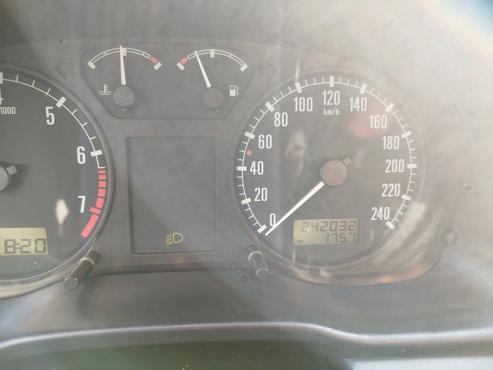 Skoda Octavia 1.6 - изображение 5