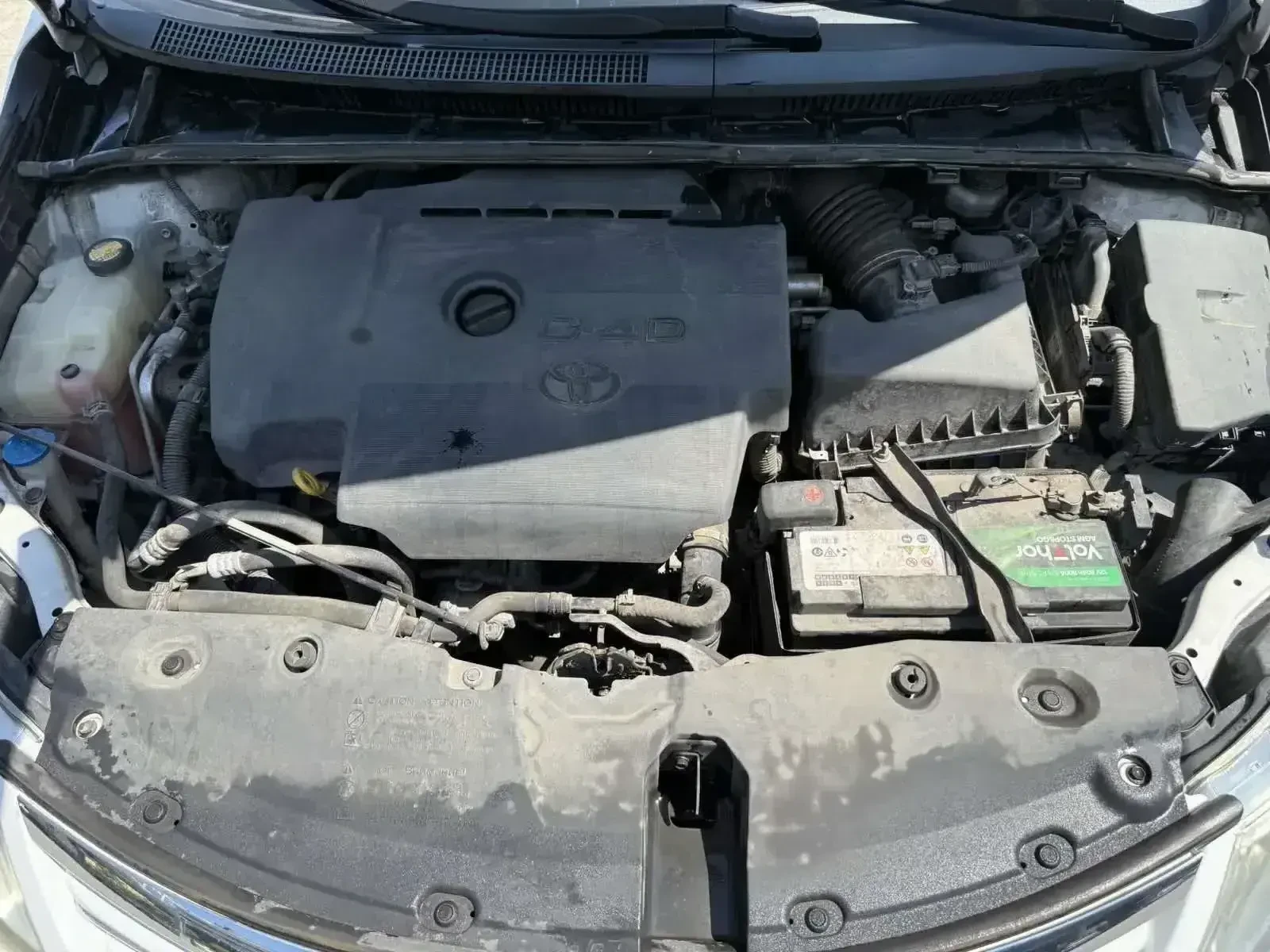 Toyota Avensis D4D 2, 2 170 к.с. - изображение 10