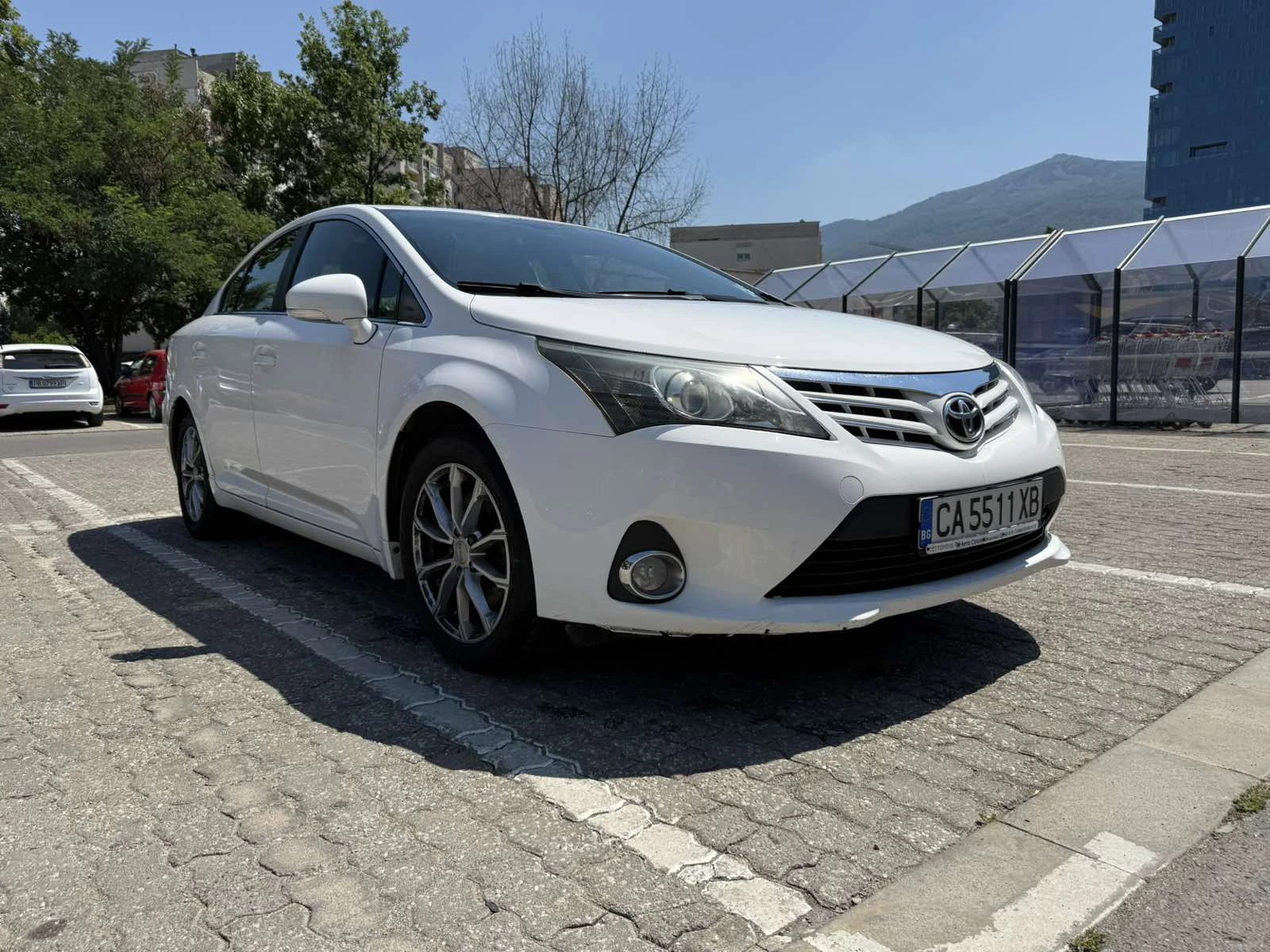 Toyota Avensis D4D 2, 2 170 к.с. - изображение 2