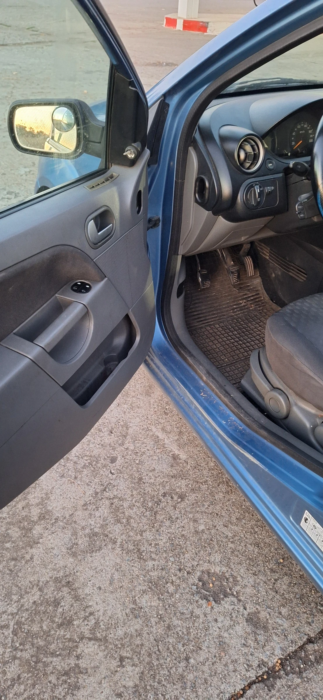 Ford Fiesta  - изображение 10