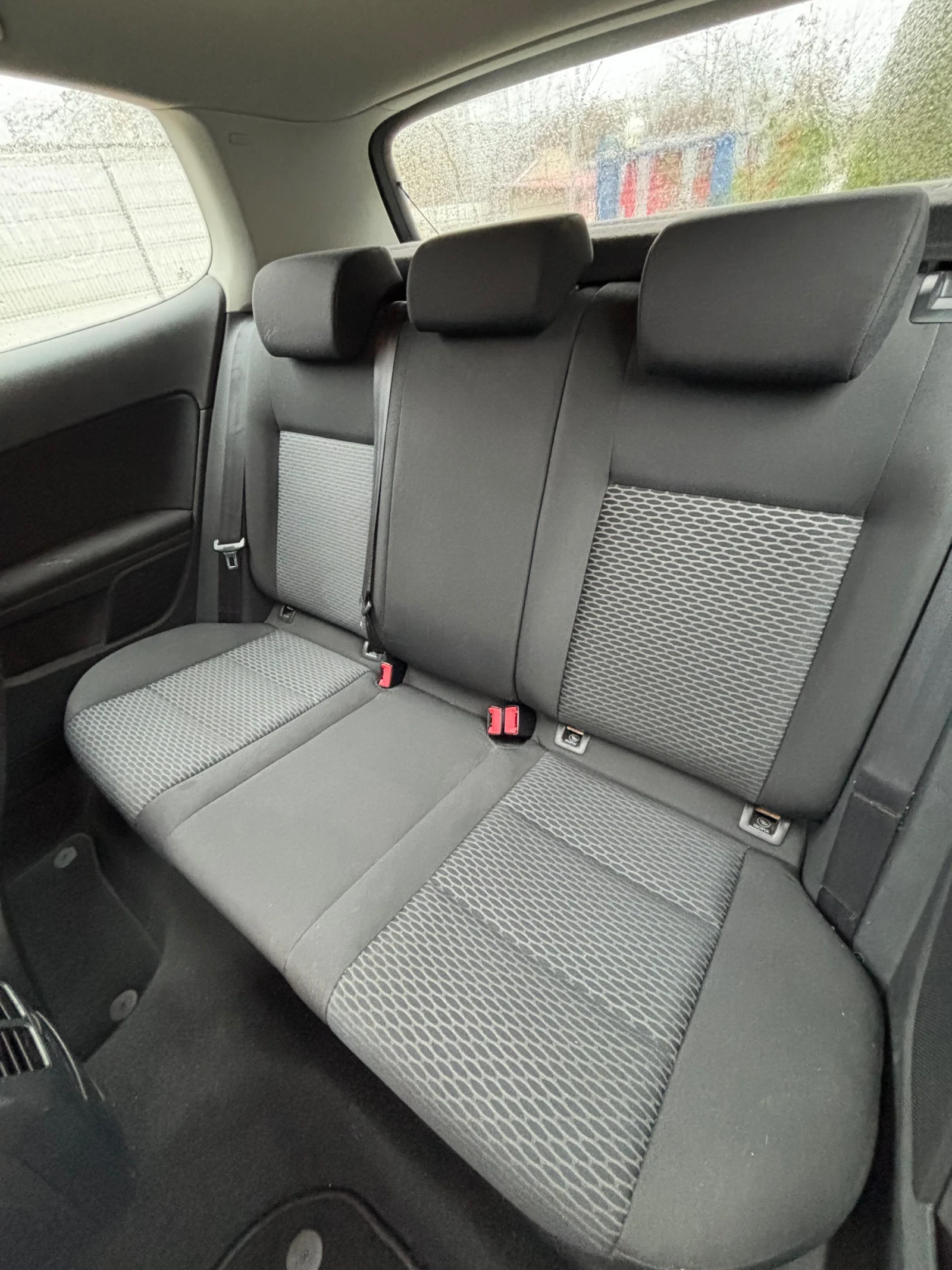 VW Golf 2.0TDI/160�.�. | Mobile.bg � ����������� 12