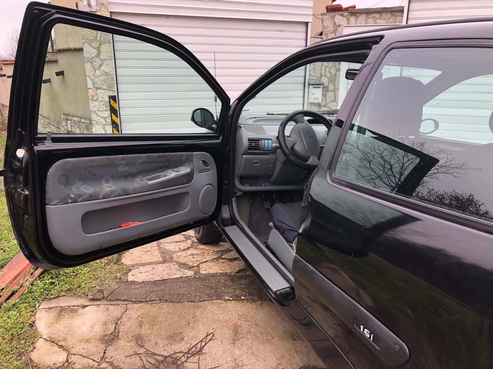 Renault Twingo  - изображение 6