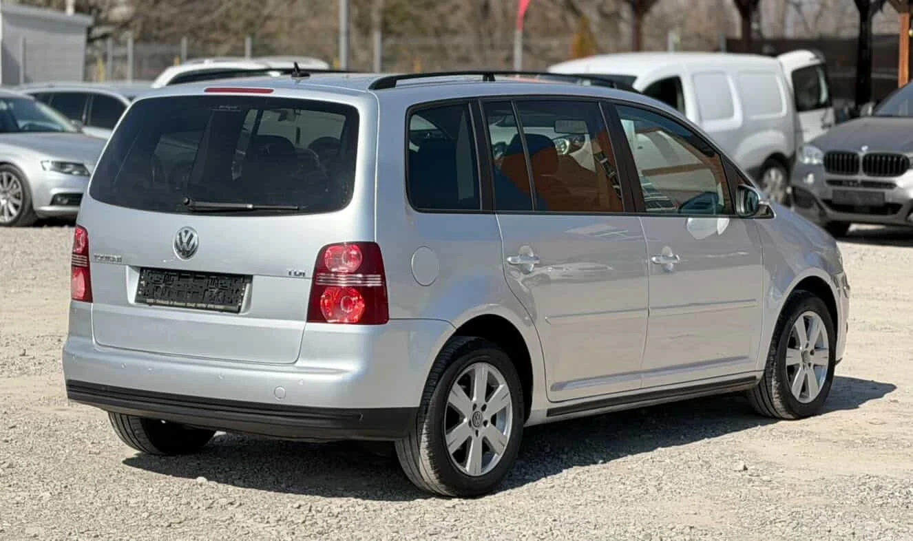 VW Touran 1.9tdi* FaceLift* , снимка 5 - Автомобили и джипове - 53867283
