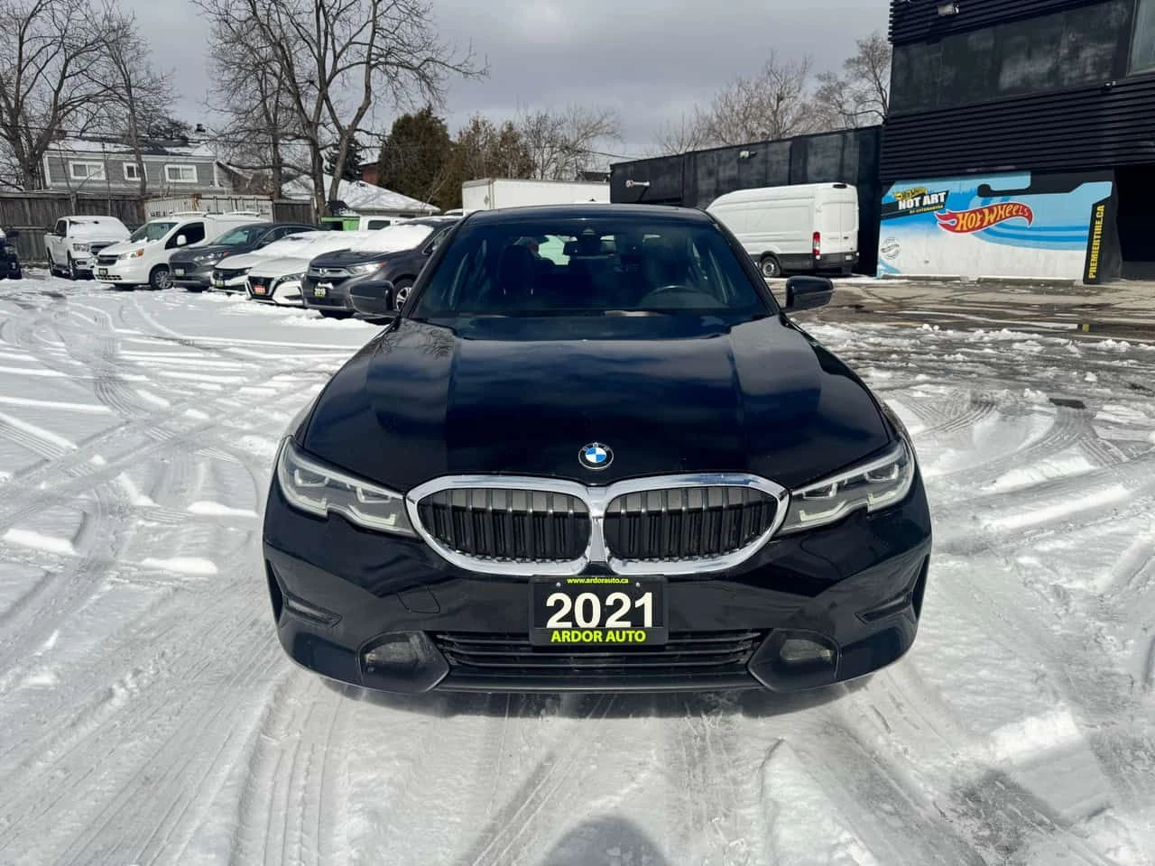 BMW 330 * 330i xDrive * КАМЕРА* ПОДГРЕВ* ПАНОРАМА* , снимка 2 - Автомобили и джипове - 54410300