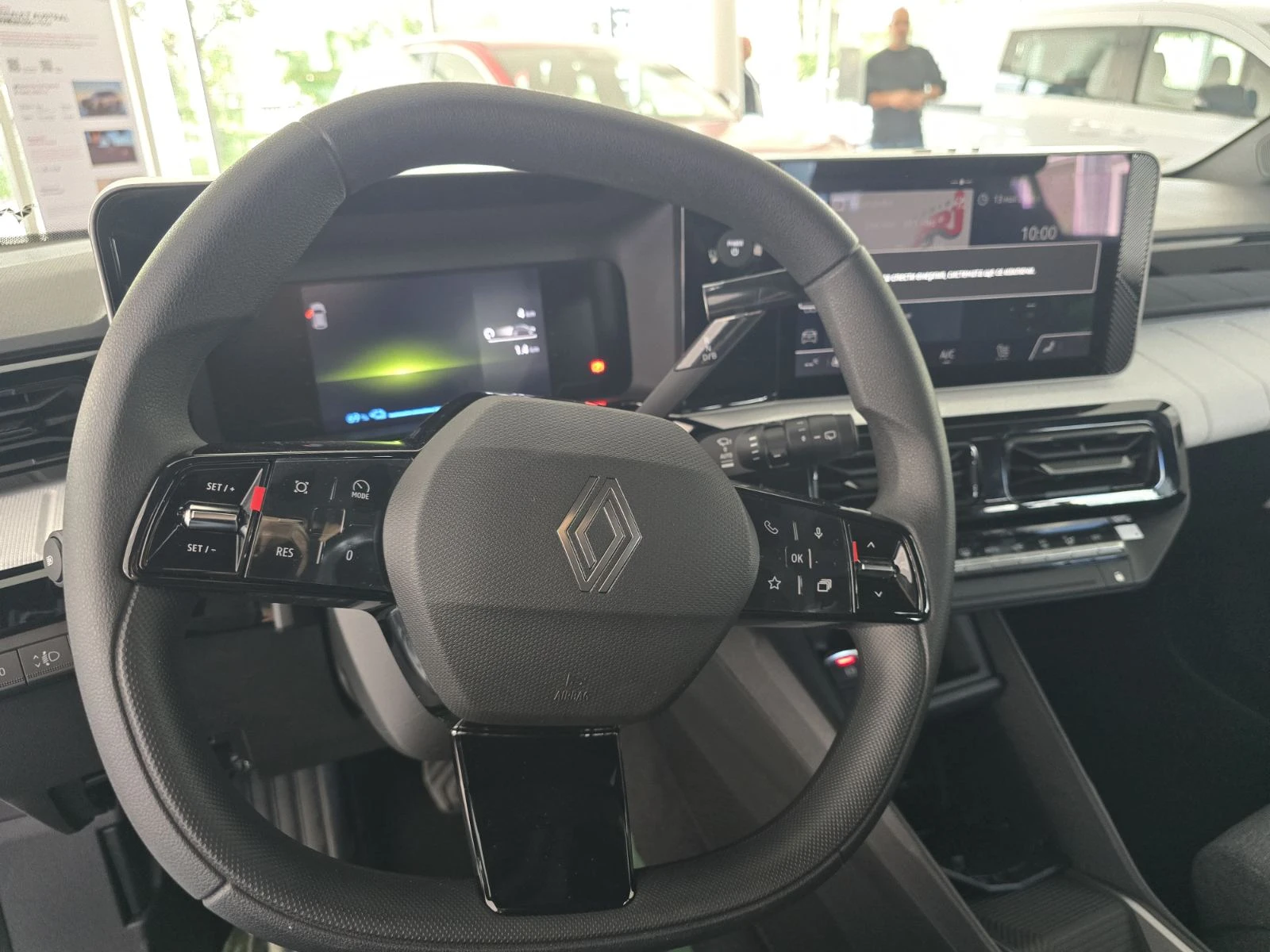 Renault 4 2900���� �� ����������, EV150 52 kWh / evolution | Mobile.bg � ����������� 7