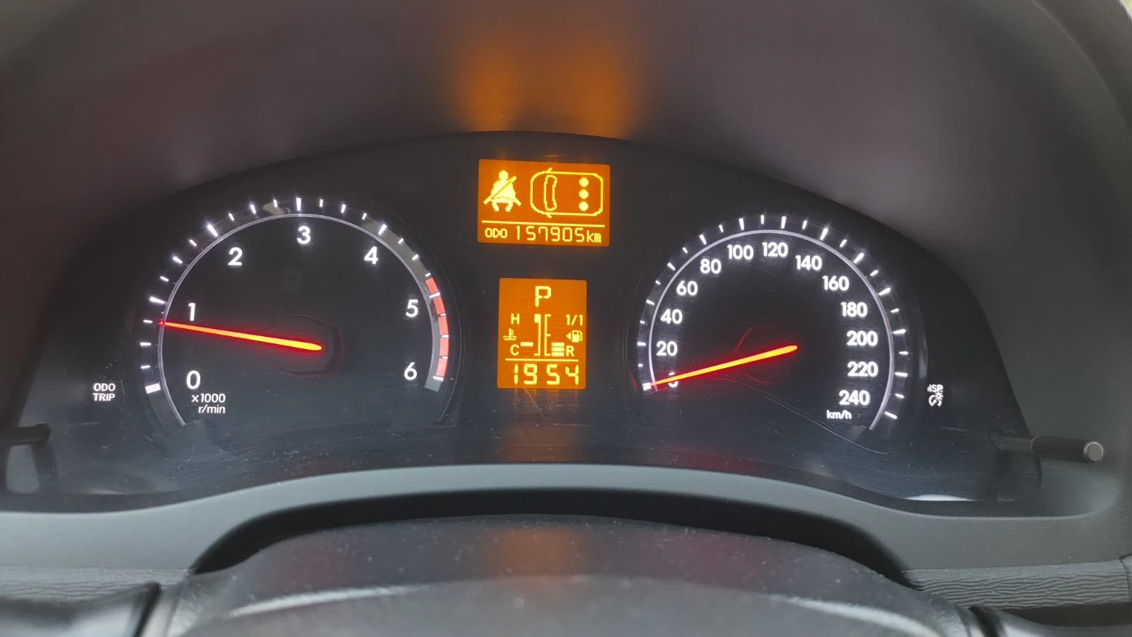 Toyota Avensis T27 D-CAT, снимка 9 - Автомобили и джипове - 55802575