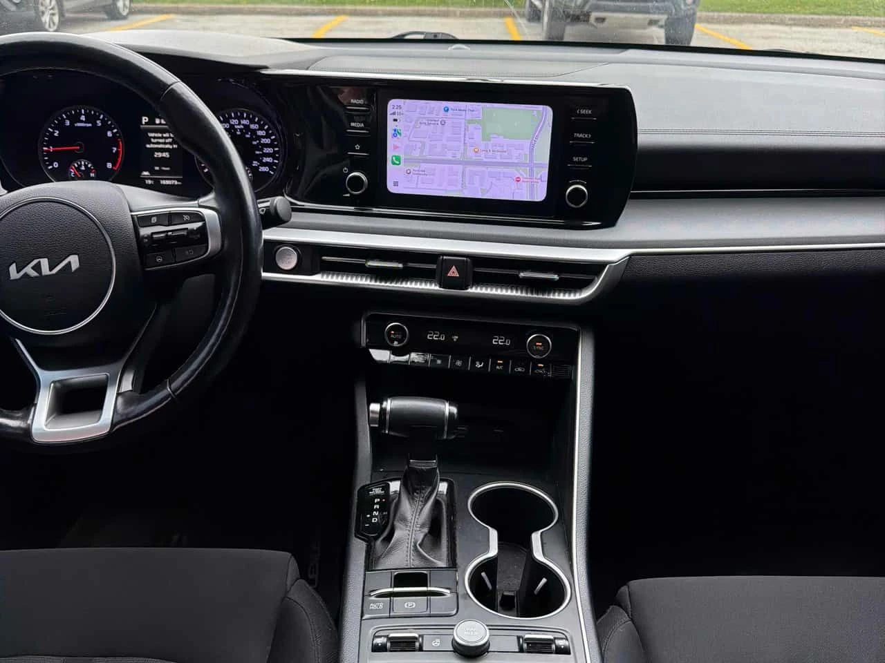 Kia K5 * LX * КАМЕРА* ПОДГРЕВ НА СЕДАЛКИ И ВОЛАН* , снимка 9 - Автомобили и джипове - 54552912