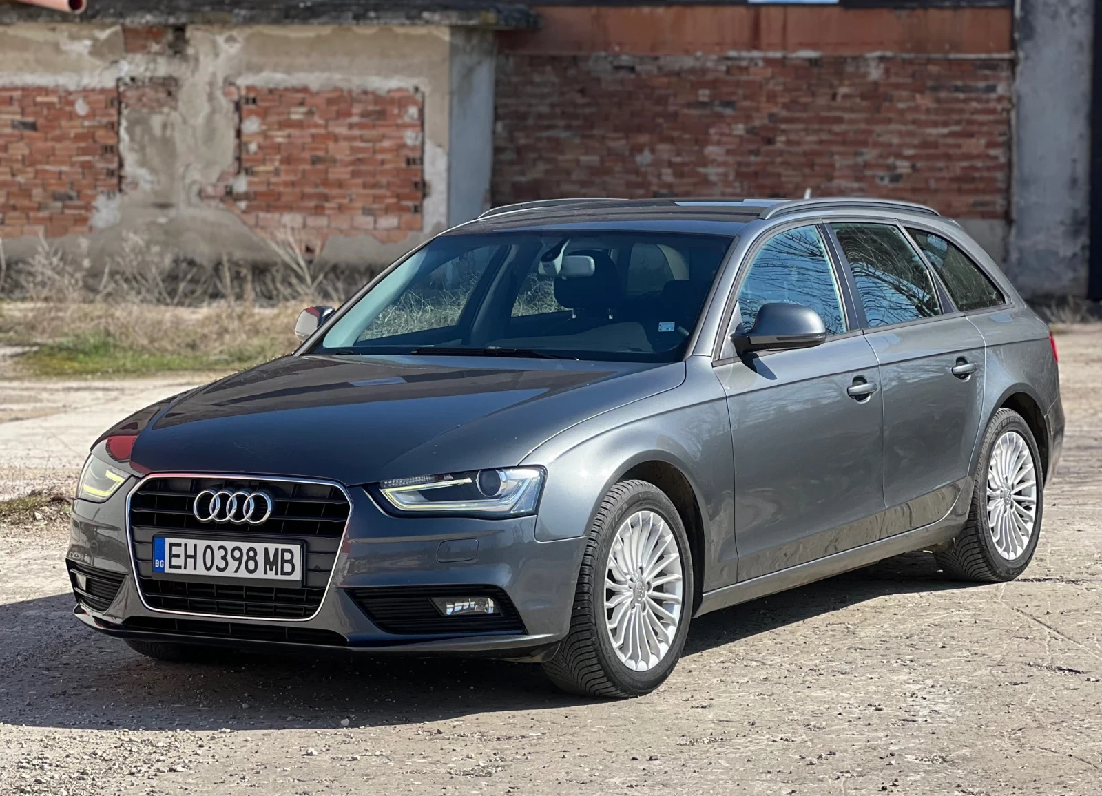 Audi A4 2.0 D, снимка 2 - Автомобили и джипове - 54713617