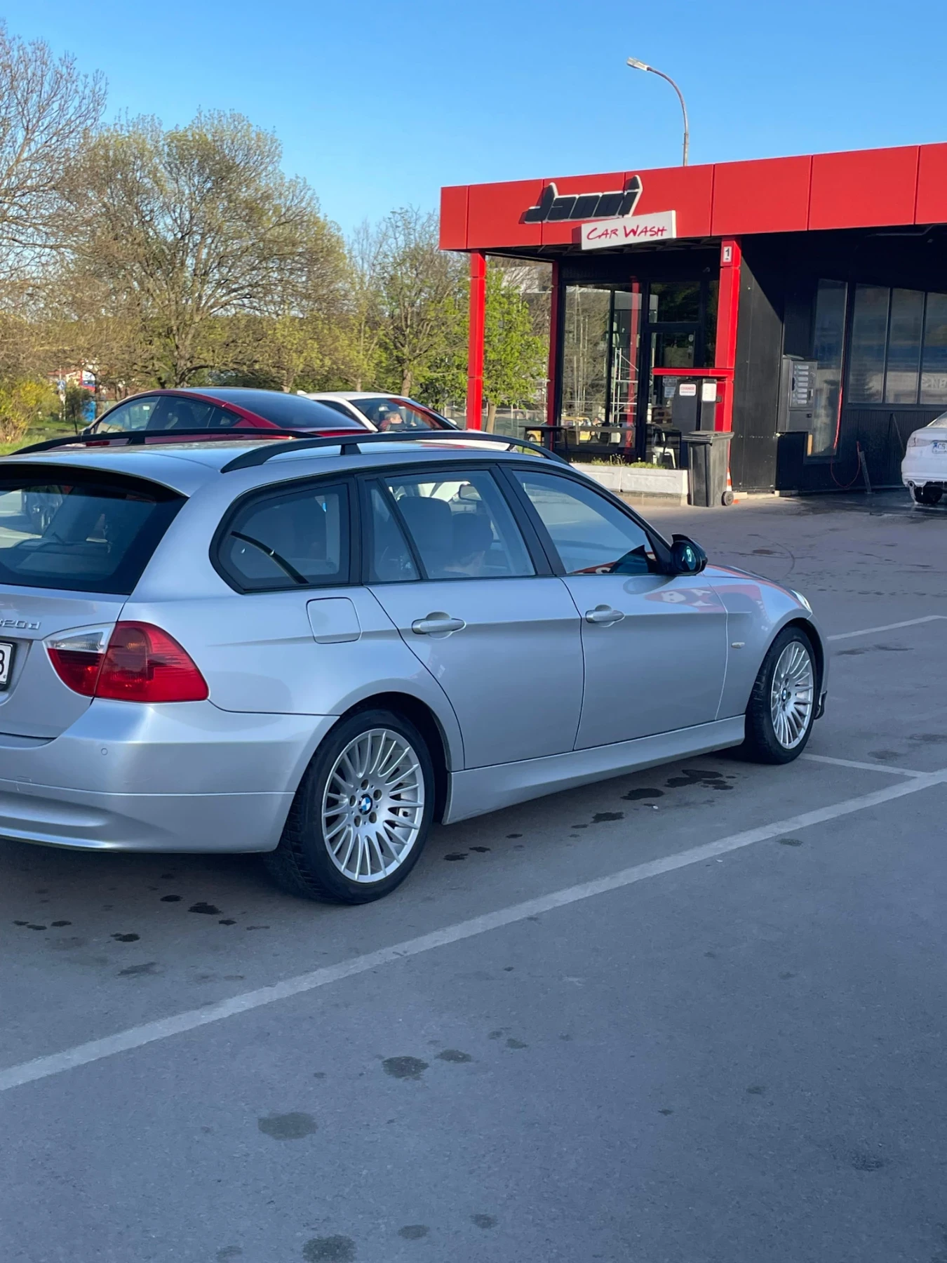 BMW 320, снимка 2 - Автомобили и джипове - 54806125