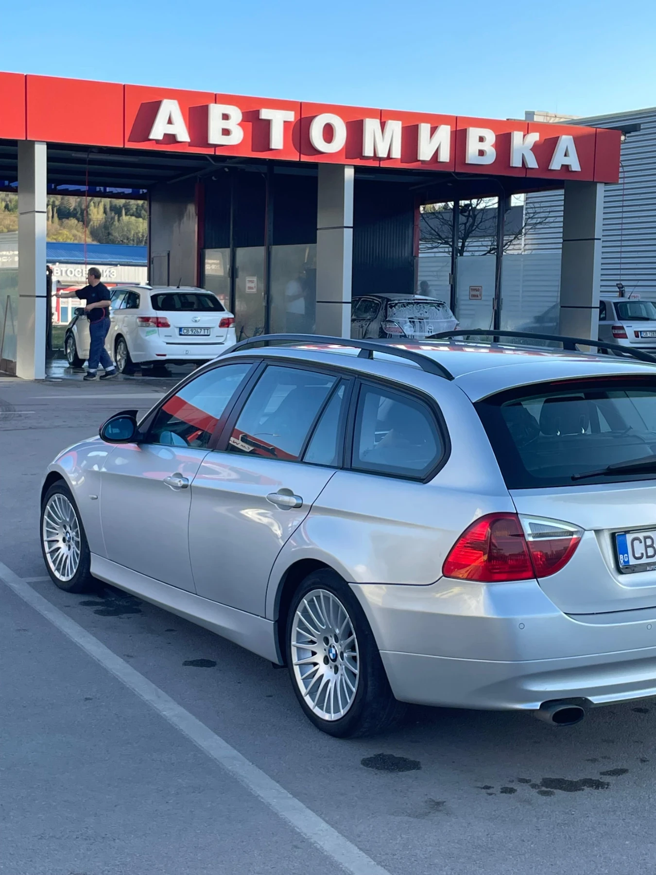 BMW 320, снимка 5 - Автомобили и джипове - 54806125