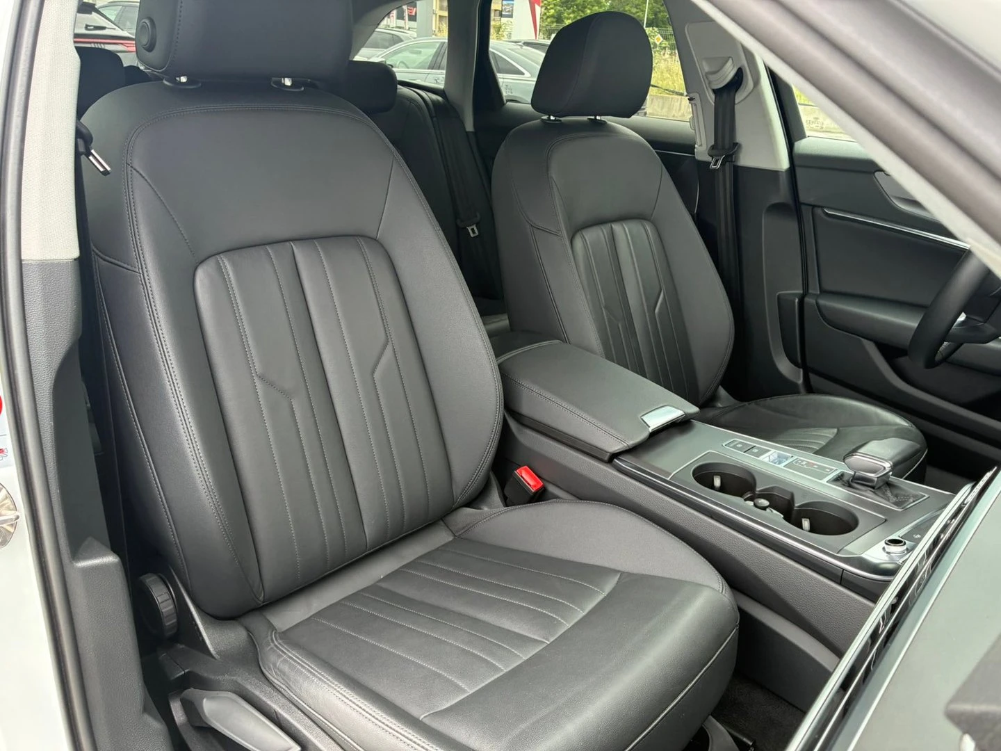 Audi A6 50 TFSI-e, снимка 13 - Автомобили и джипове - 54818543