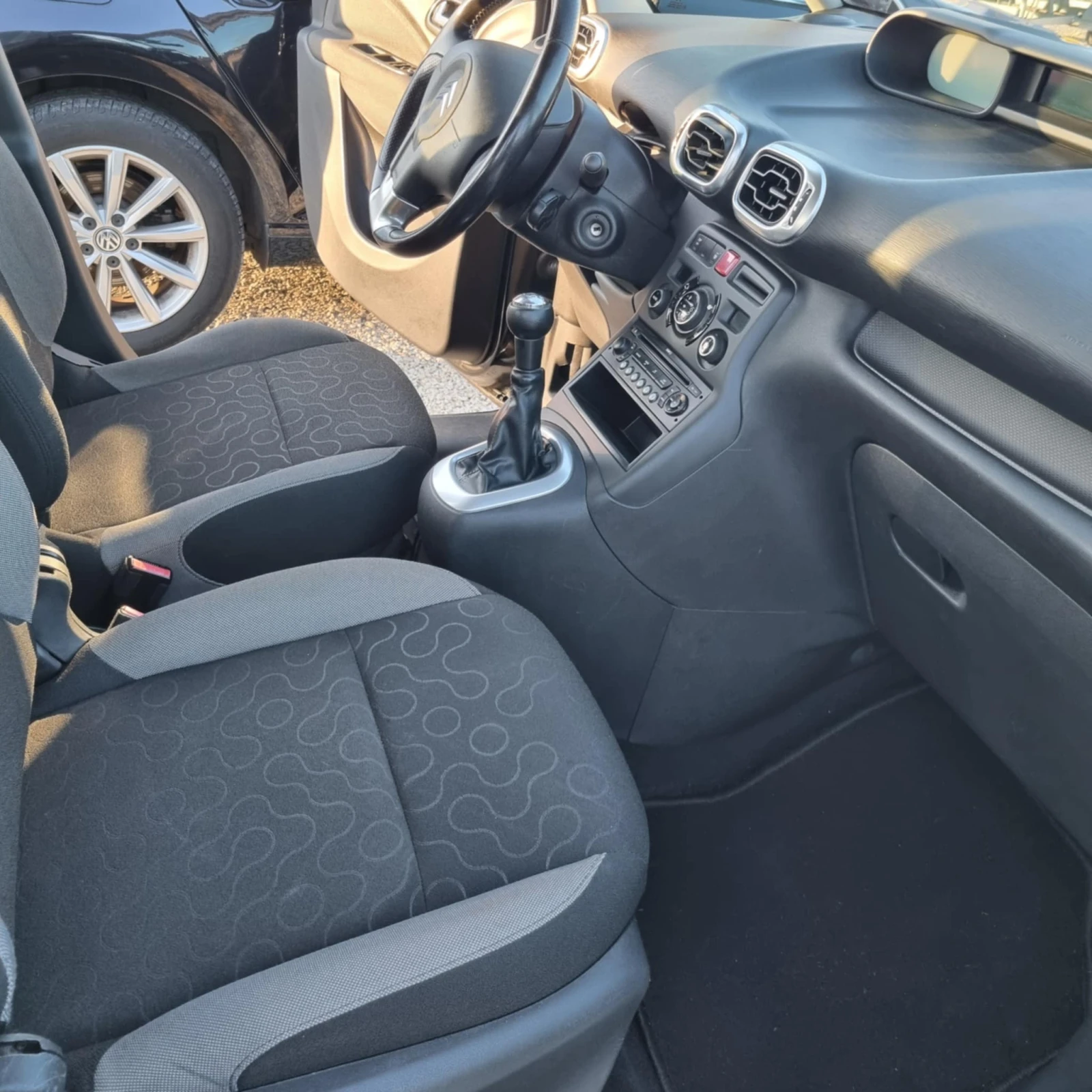 Citroen C3 Picasso 1, 4/95кс, снимка 4 - Автомобили и джипове - 55349843
