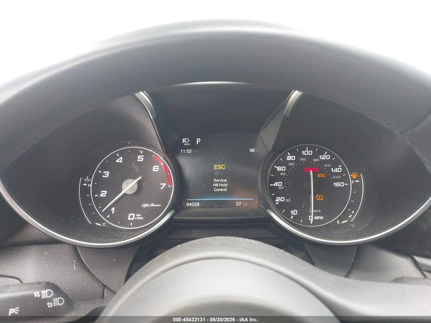 Alfa Romeo Giulia 2.0l Rwd, снимка 7 - Автомобили и джипове - 55586538
