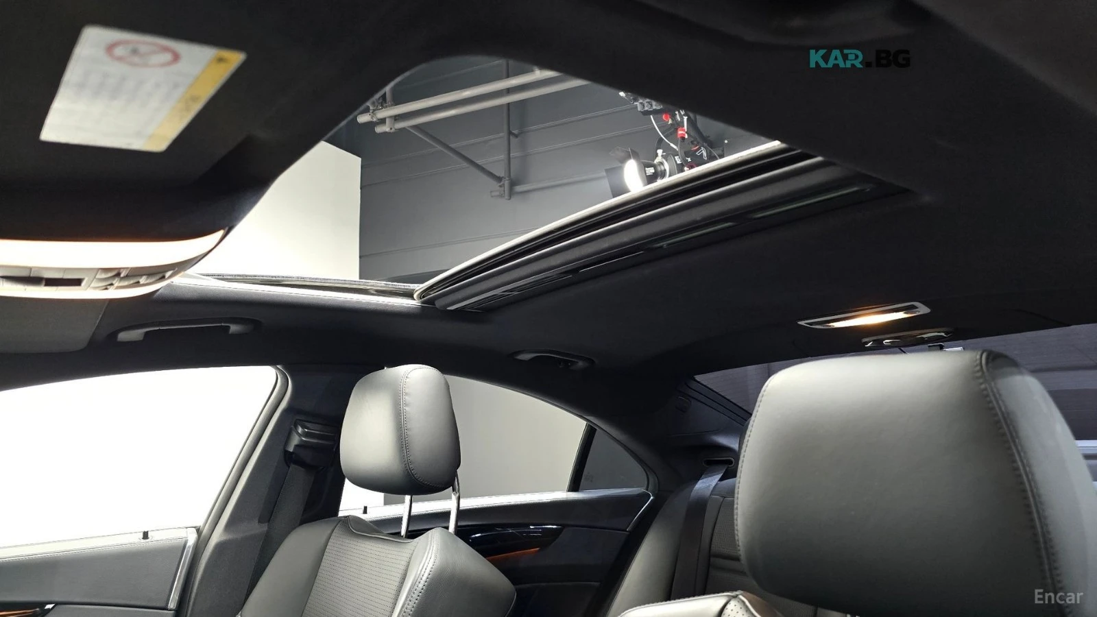 Mercedes-Benz CLS 63 AMG 4MATIC* DISTRONIC* 360* ПОДГРЕВ* ОБДУХ* HARMAN* , снимка 15 - Автомобили и джипове - 56102833