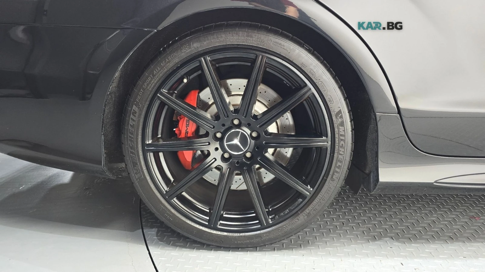 Mercedes-Benz CLS 63 AMG 4MATIC* DISTRONIC* 360* ПОДГРЕВ* ОБДУХ* HARMAN* , снимка 16 - Автомобили и джипове - 56102833