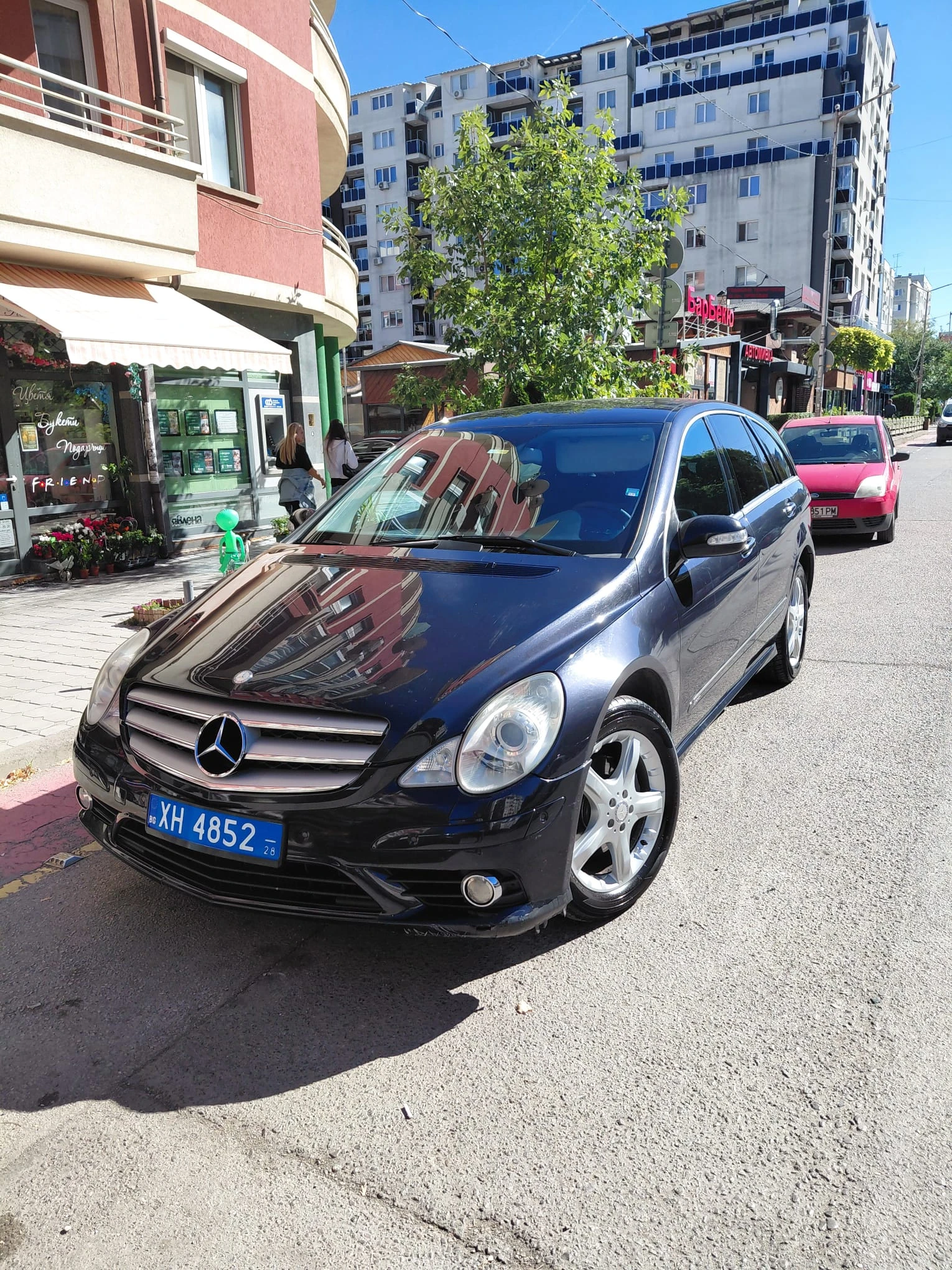 Mercedes-Benz R 320