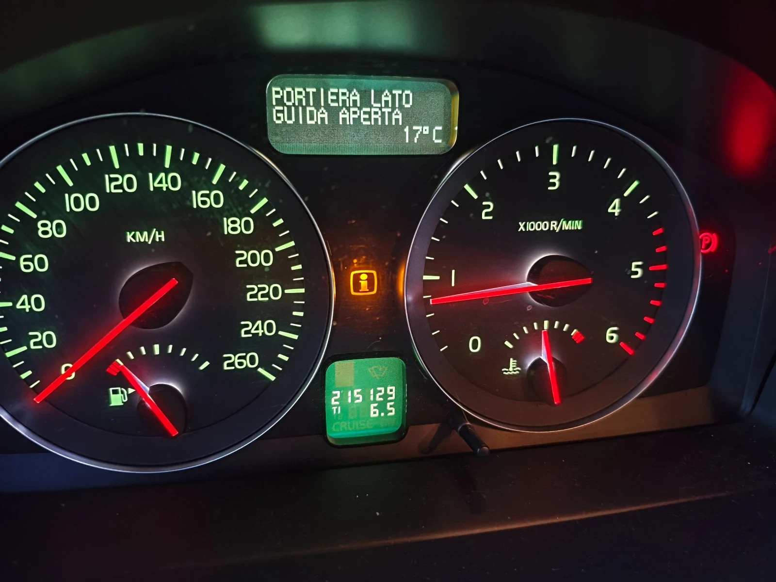 Volvo C30, снимка 4 - Автомобили и джипове - 56581320