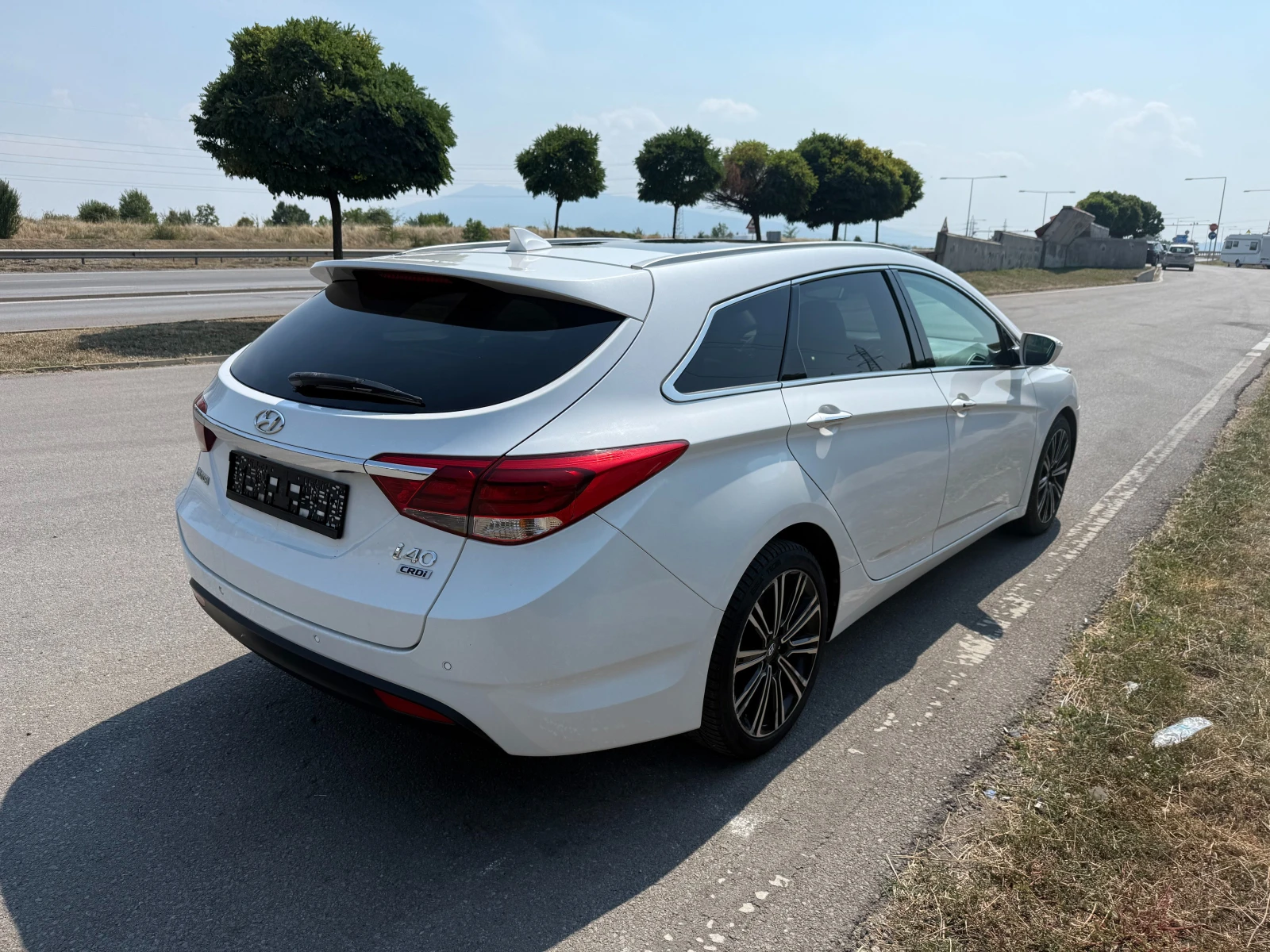 Hyundai I40 1.7 CRDI 141 hp, снимка 4 - Автомобили и джипове - 56629012