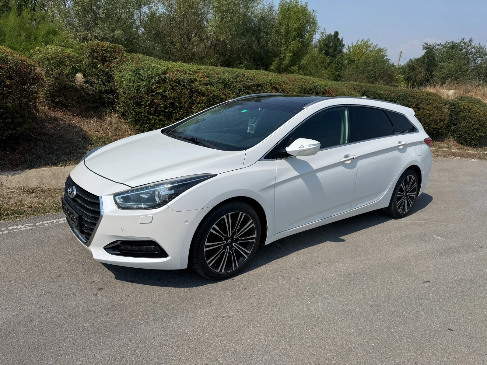 Hyundai I40 1.7 CRDI 141 hp, снимка 2 - Автомобили и джипове - 56629012