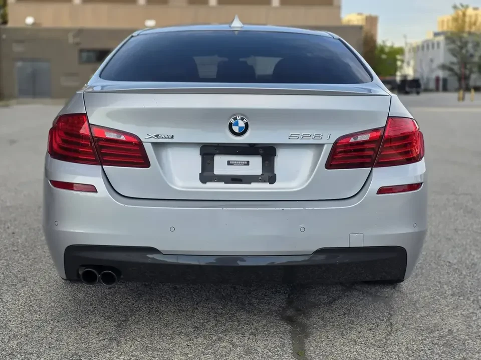 BMW 528 АвтоКредит, снимка 6 - Автомобили и джипове - 56735185