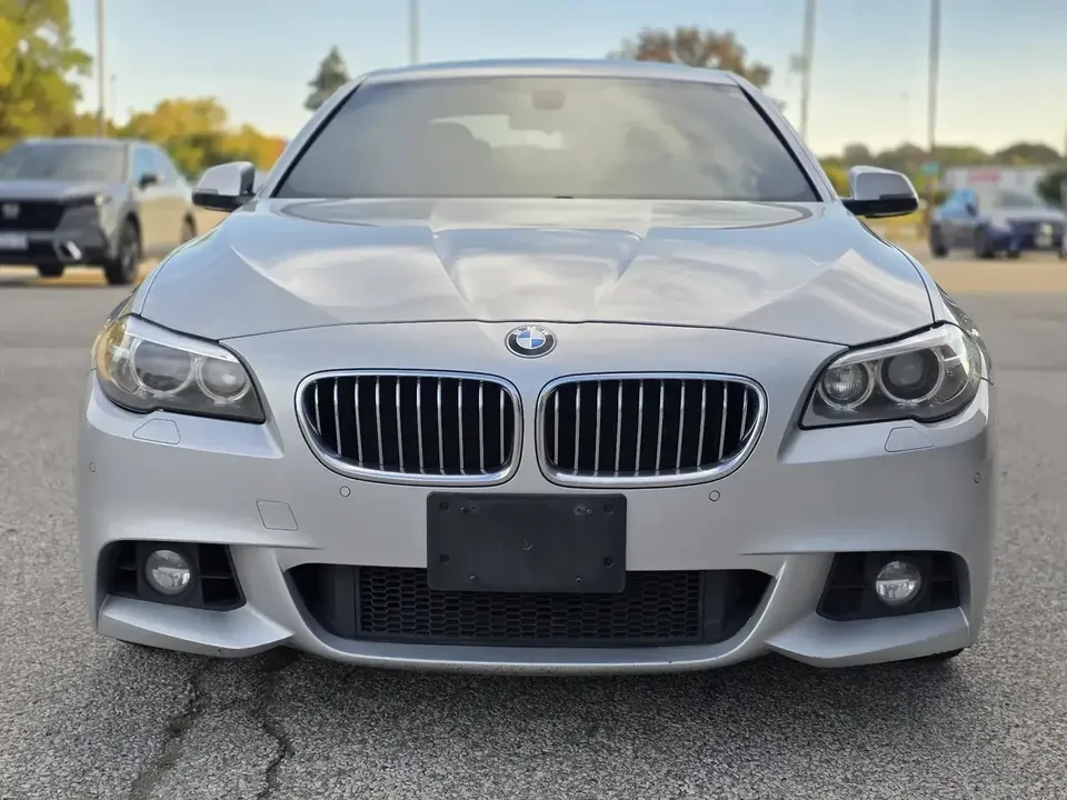BMW 528 АвтоКредит, снимка 2 - Автомобили и джипове - 56735185