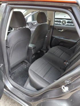 Kia Stonic 1.4 бензин газ, снимка 7
