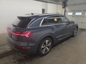 Audi Q8 2024 Audi Q8 e-tron QUATTRO, снимка 3