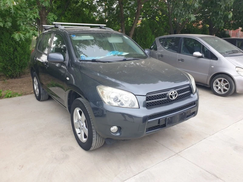 Toyota Rav4 2.0 i ГАЗ, снимка 1 - Автомобили и джипове - 46202245