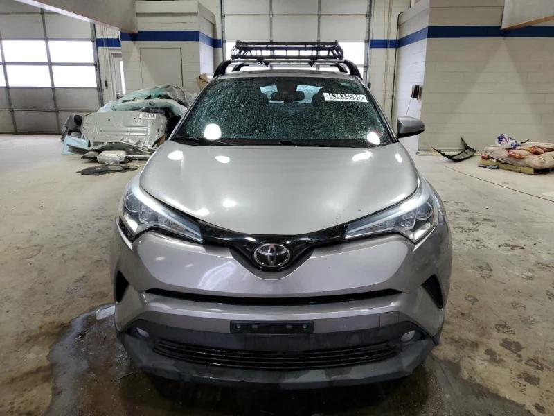 Toyota C-HR XLE, снимка 5 - Автомобили и джипове - 49356987