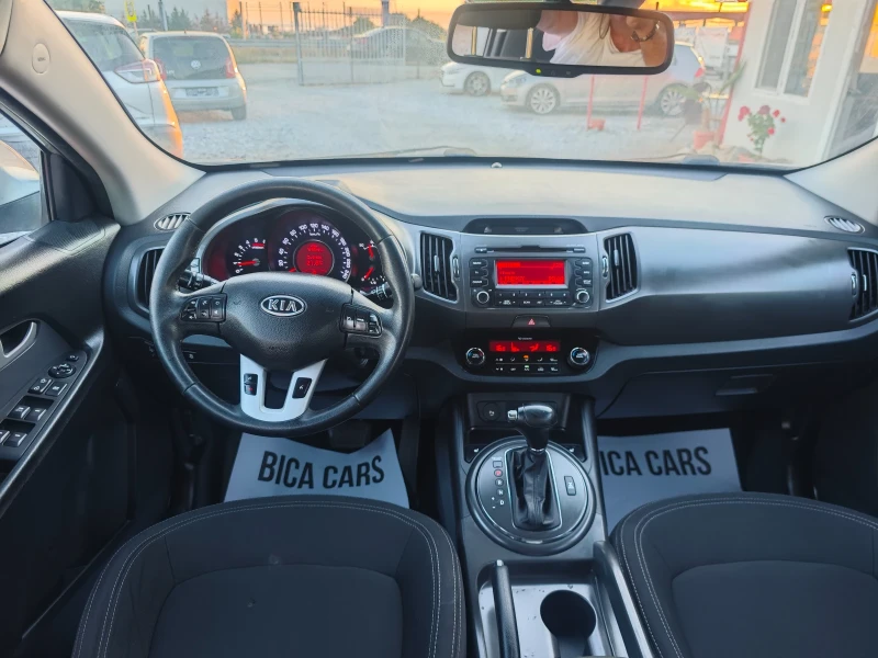 Kia Sportage 2.0 CRDI 4X4 , снимка 9 - Автомобили и джипове - 51070234