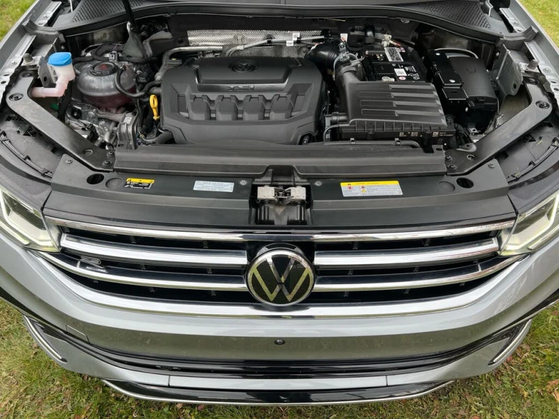 VW Tiguan * R-Line* АвтоКреди* (ЦЕНА ДО БГ), снимка 6 - Автомобили и джипове - 52511897
